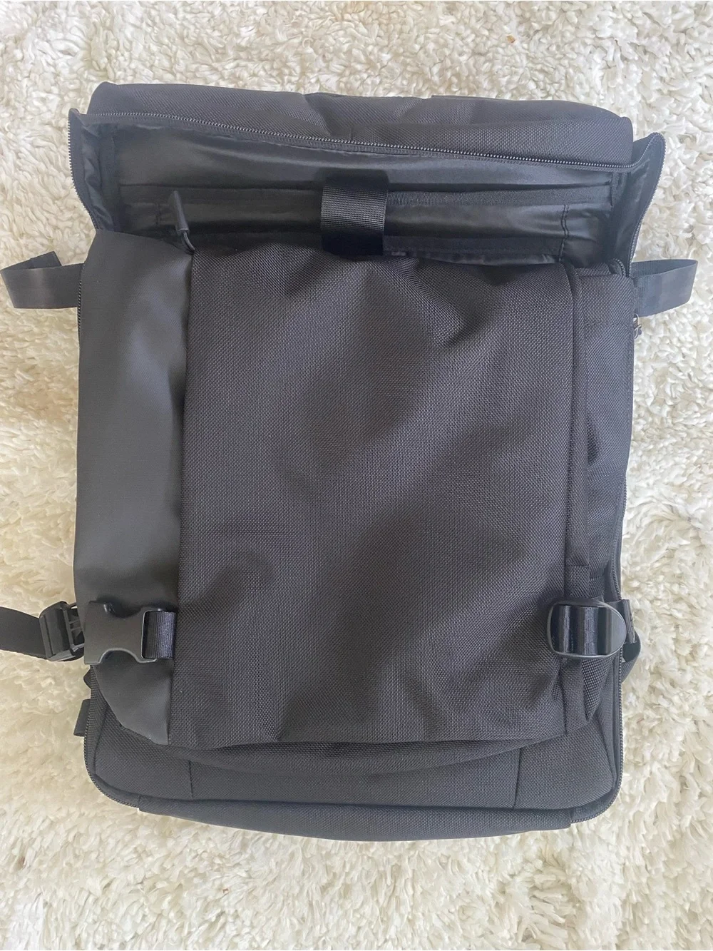 tomtoc Black Men's Everyday Laptop Backpack